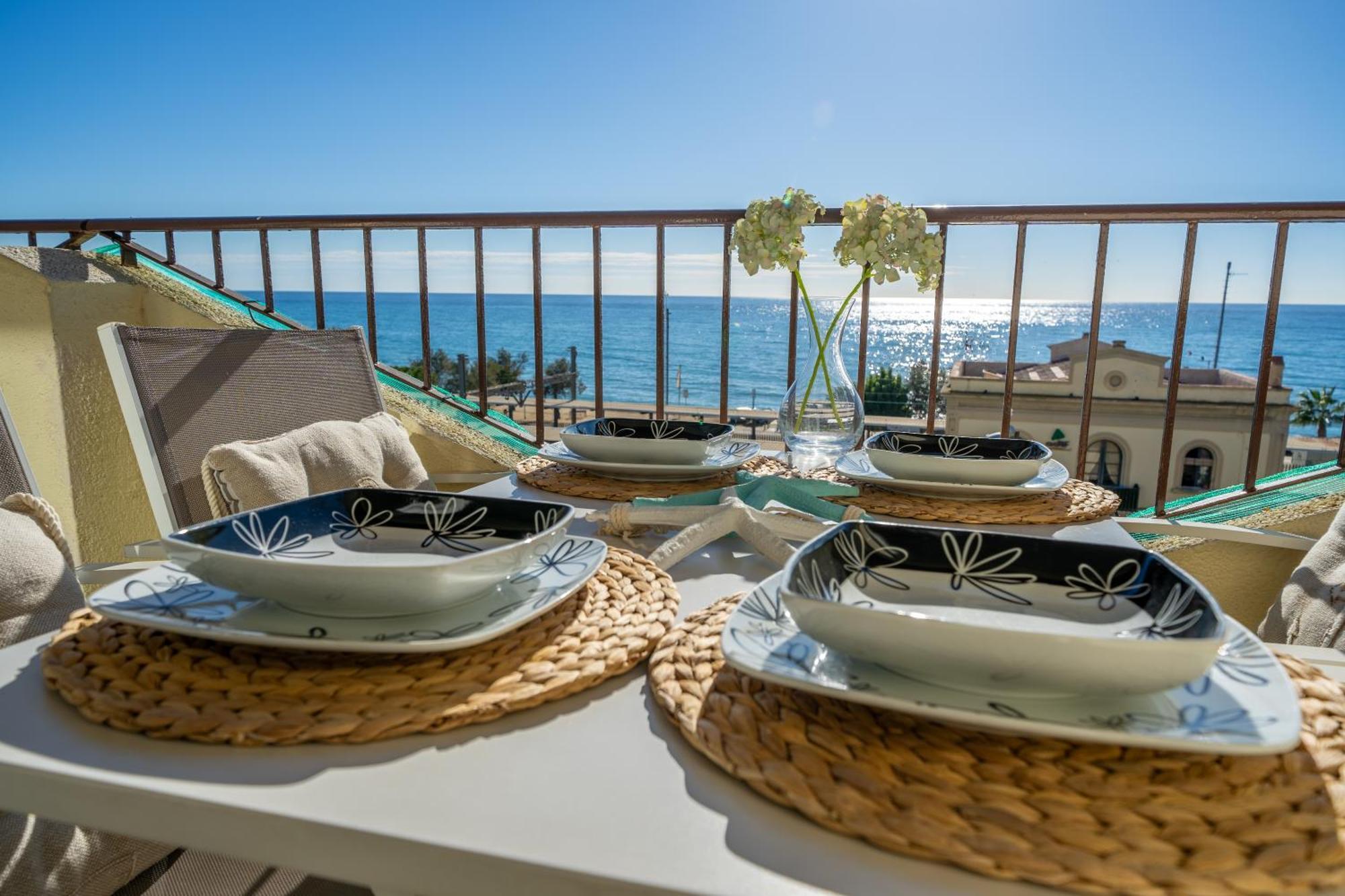 Homeholidaysrentals Bluemar-costa Barcelona * Pineda de Mar